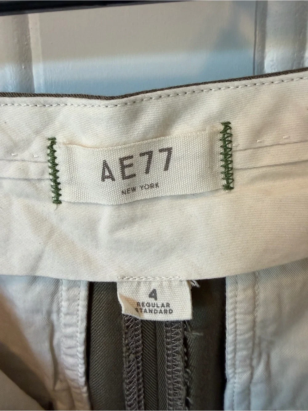 NWT AE77 Premium Pleated Trouser Pant Olive Size 4 Regular - Picture 14 of 16